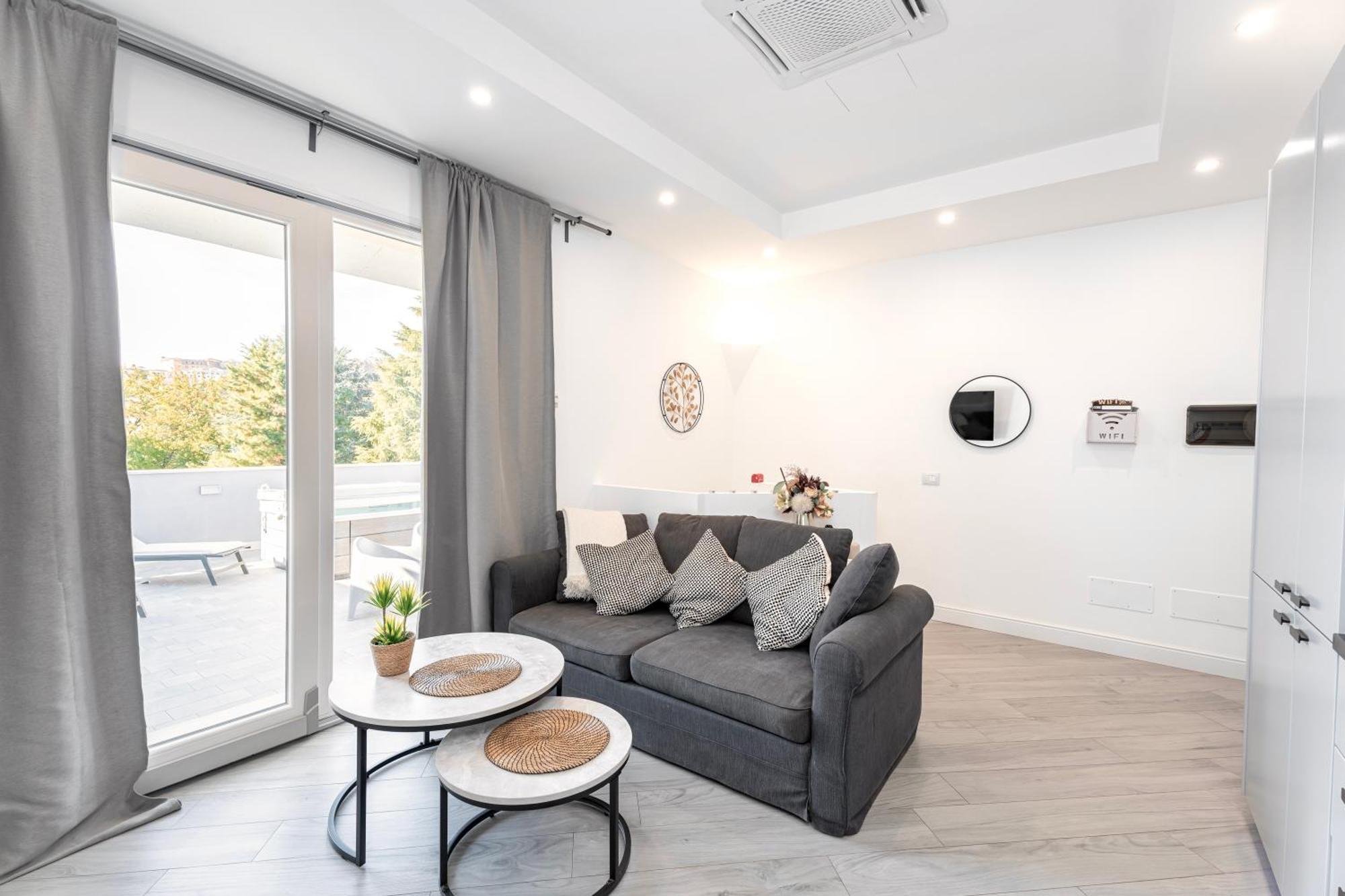Luxury - Jacuzzi Apartments Near Rome Velletri Dış mekan fotoğraf